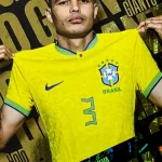 Thiago Silva - Brasil - Holo Giant - #HG-TS